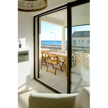 « Le Balcon »