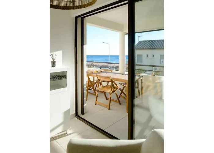 « Le Balcon »